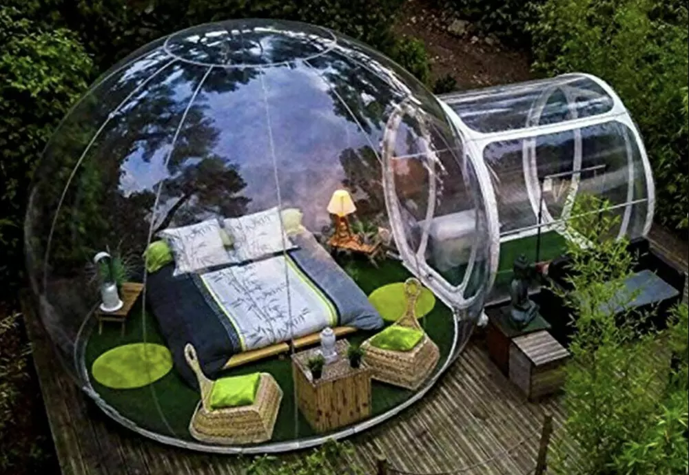 clear outdoor bubble tent